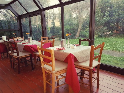 Airone Pisa Park Hotel image 1